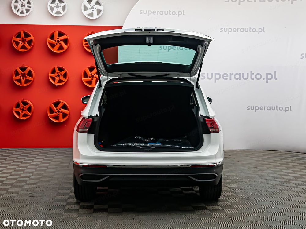 Volkswagen Tiguan 2.0 TSI 4Mot Life DSG - 27