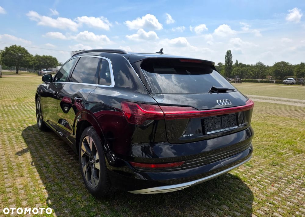 Audi e-tron 55 quattro - 4