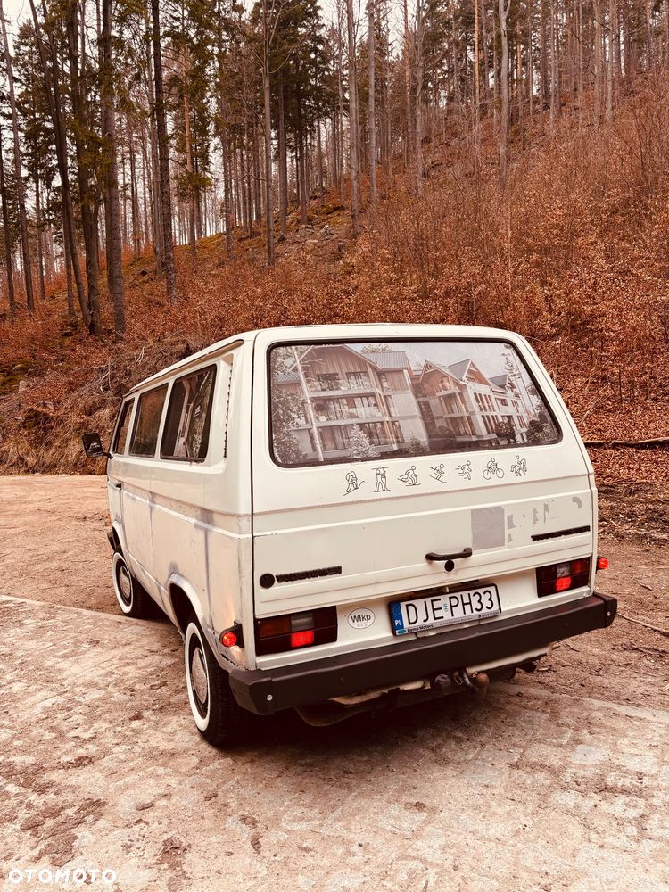 Volkswagen Transporter - 8