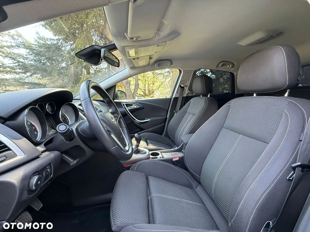 Opel Astra 1.4 Turbo Cosmo - 16