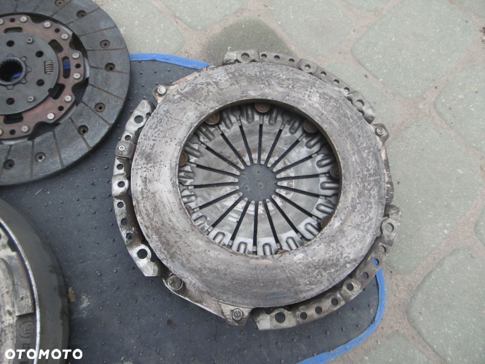 Koło dwumasowe sprzęgło VOLVO V50 S40 II 1,6HDI TDCI SACHS - 6