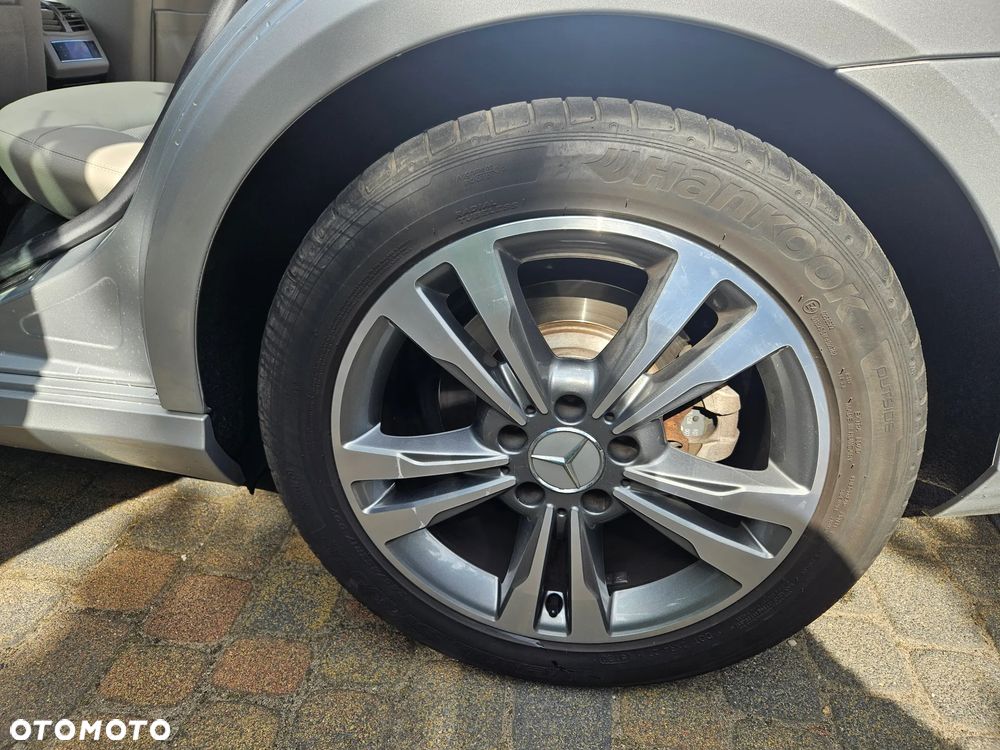 Mercedes-Benz Klasa E 350 4Matic BlueEFFICIENCY 7G-TRONIC - 25