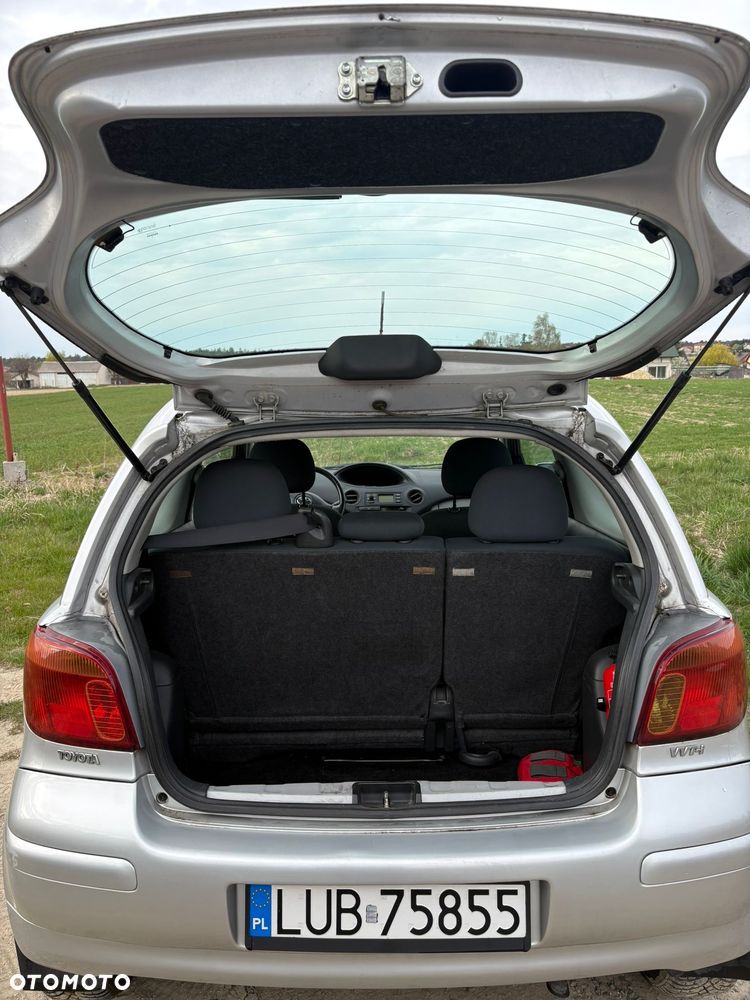 Toyota Yaris 1.3 Luna - 17