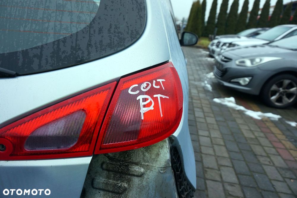 LAMPA TYLNA PRAWA COLT VI Z30 3D HB MN186268 MITSUBISHI 2004-2008 - 2