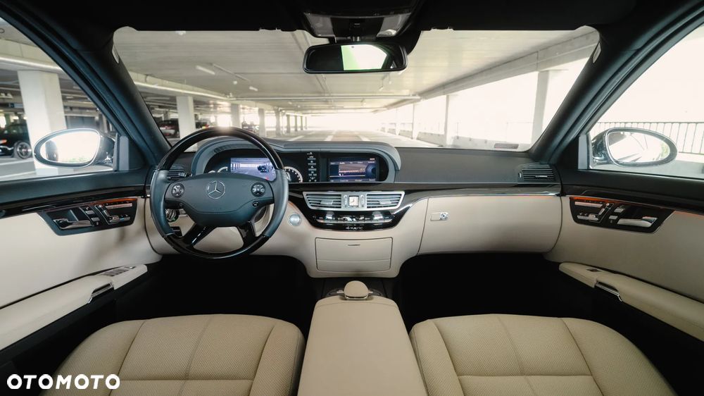 Mercedes-Benz Klasa S 500 4-Matic - 18