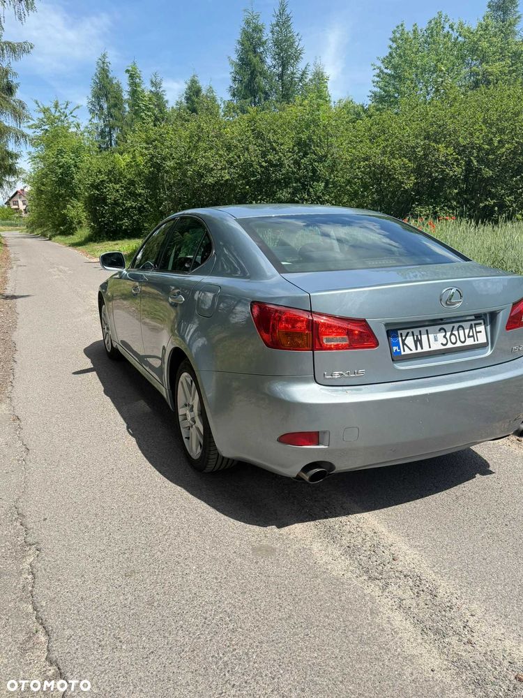 Lexus IS - 3