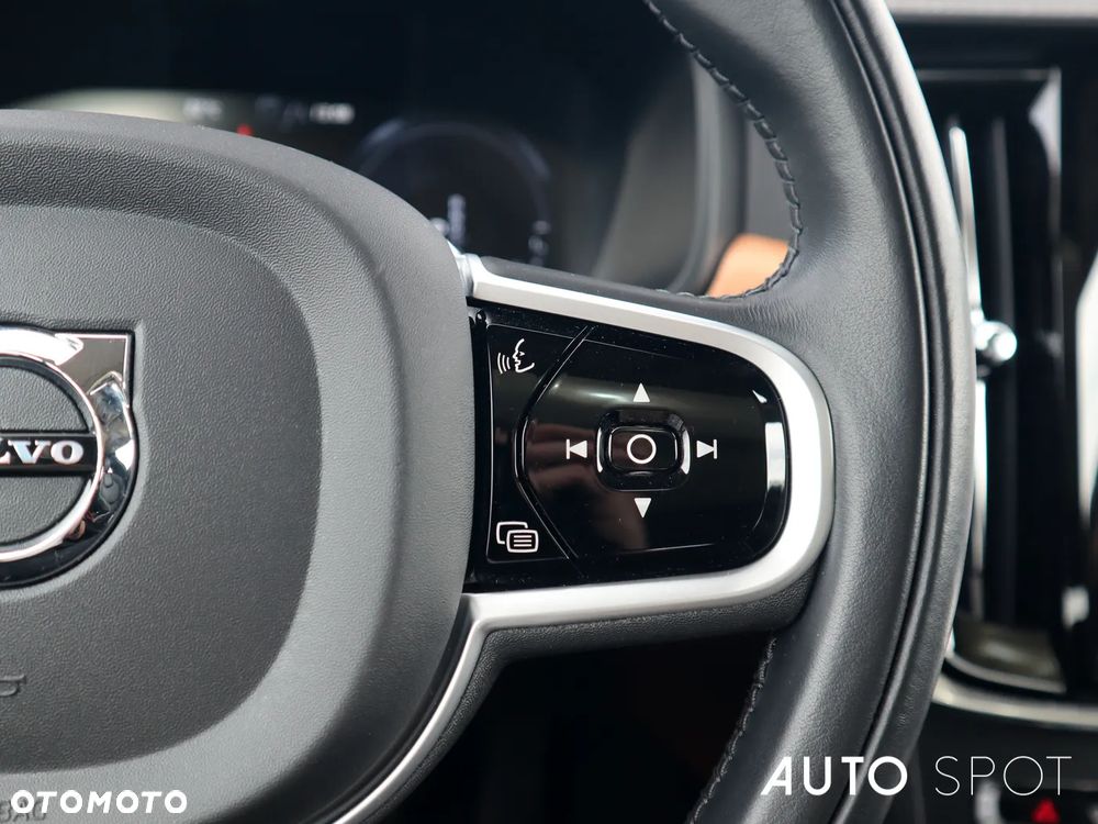 Volvo V90 T8 AWD Plug-In Hybrid Inscription - 20