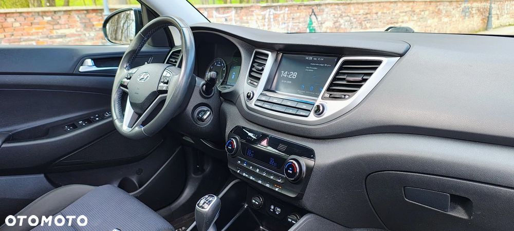 Hyundai Tucson 1.6 GDi 2WD Premium - 26