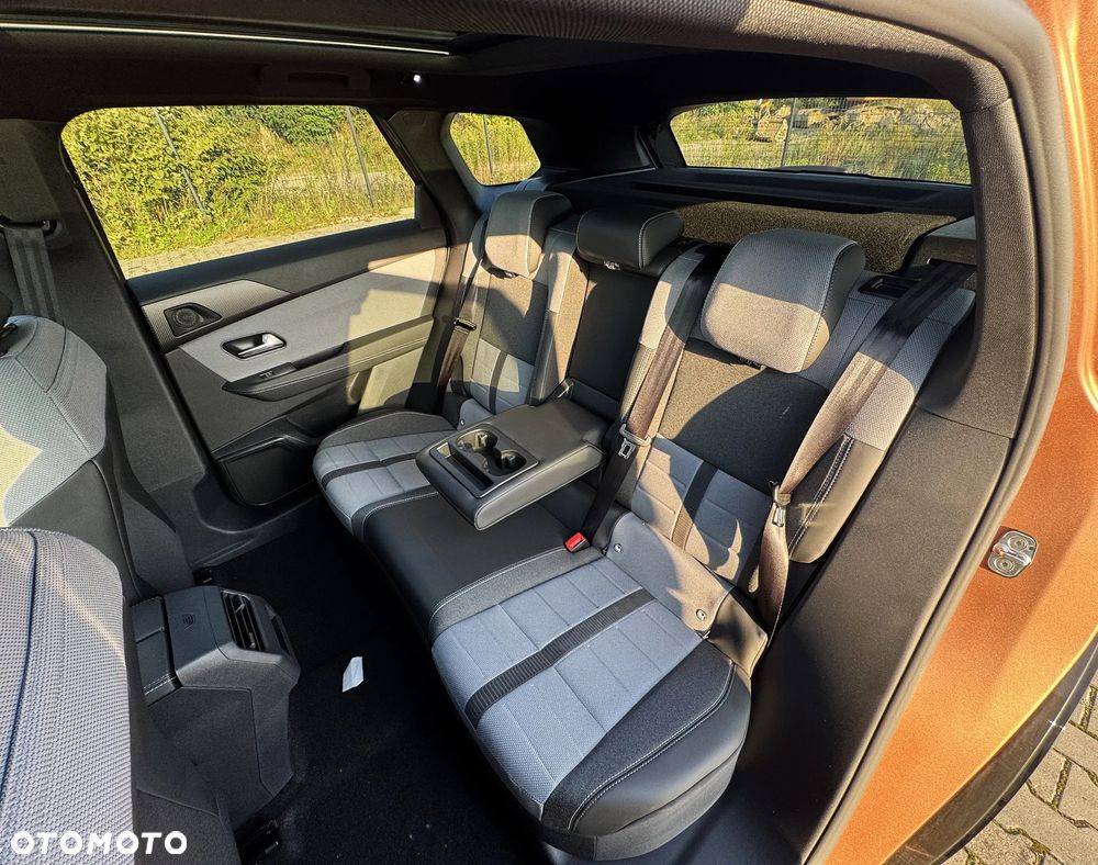 Opel Grandland Electric 73kWh Standard Range GS - 33