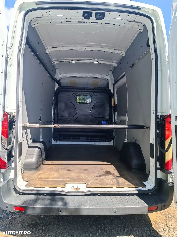 Ford Transit - 8