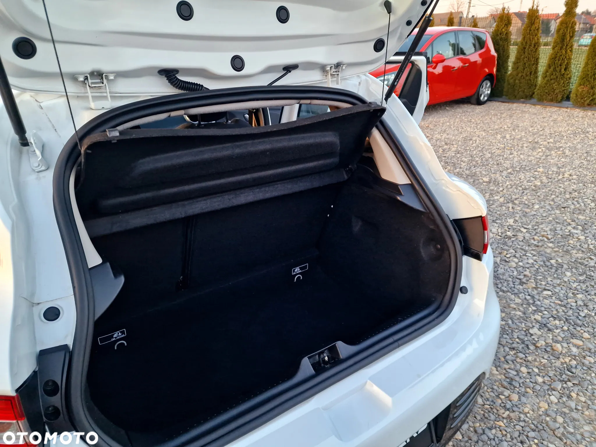 Renault Clio 1.2 16V Limited - 19