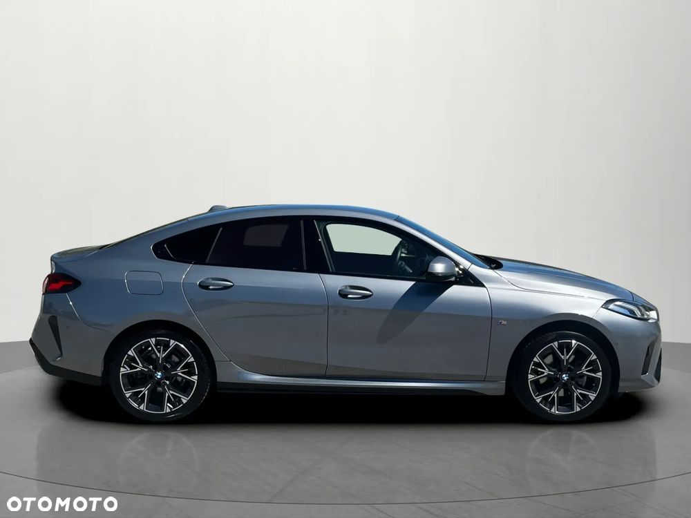 BMW Seria 2 220i mHEV M Sport sport - 12