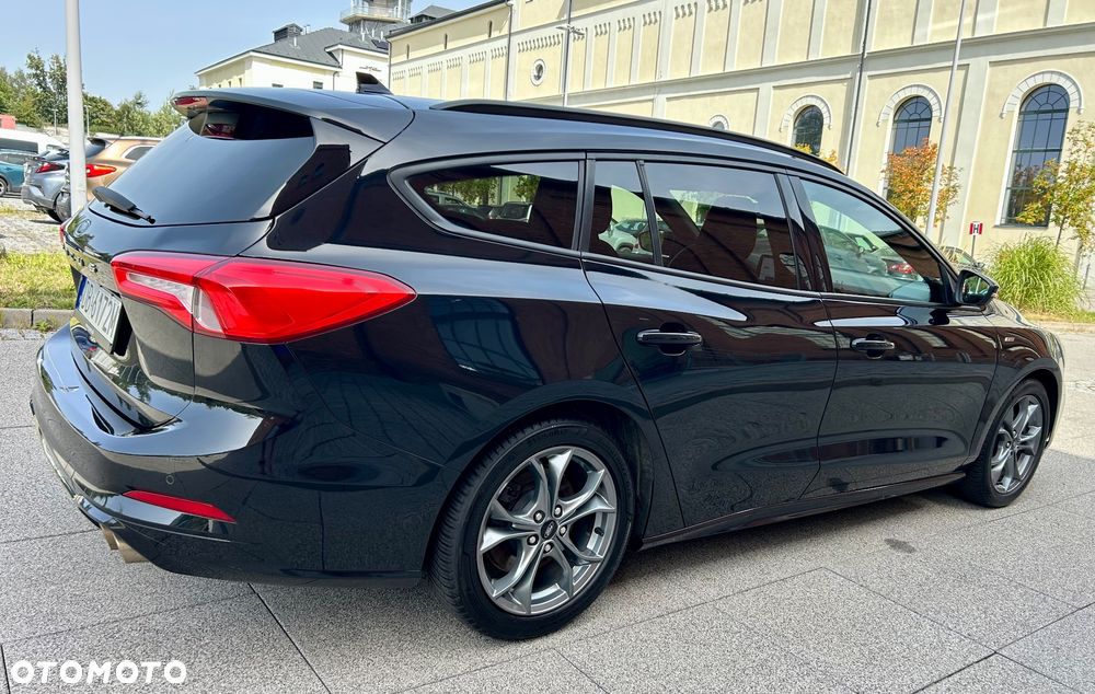 Ford Focus 1.5 EcoBoost STart-Stopp-System ST-LINE - 9