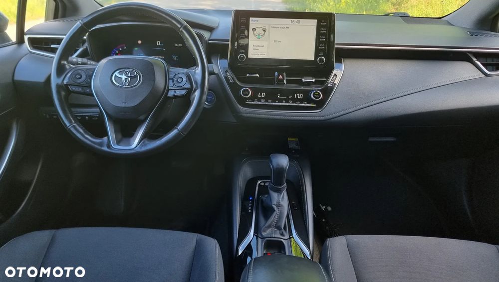 Toyota Corolla 1.8 Hybrid Executive - 16