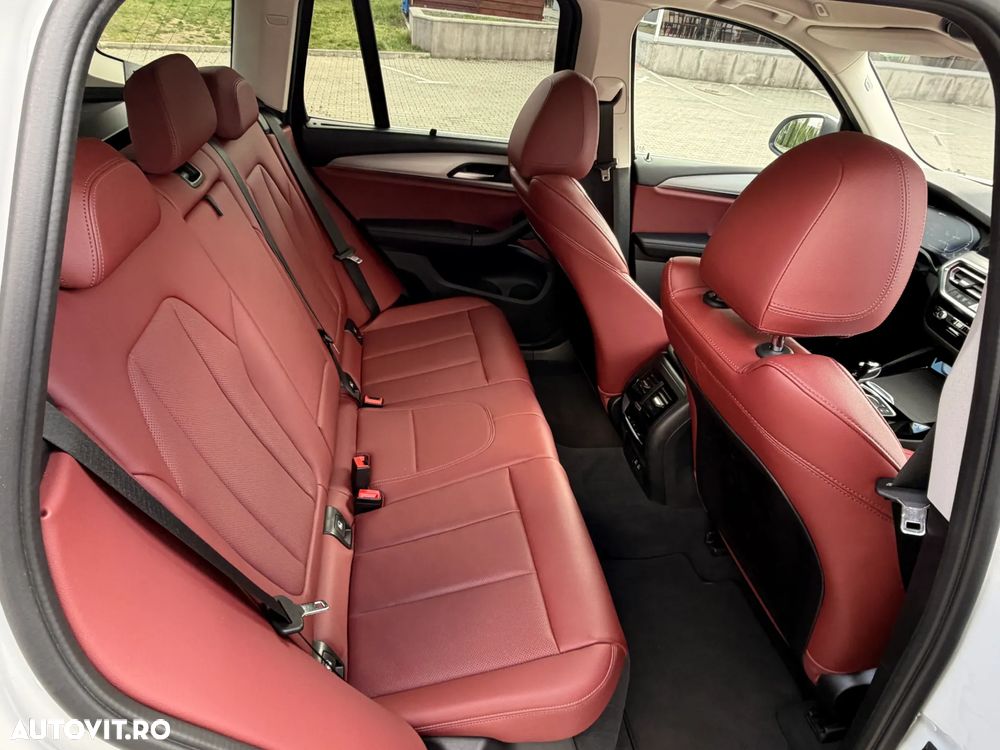 BMW X3 xDrive30e AT PHEV - 18