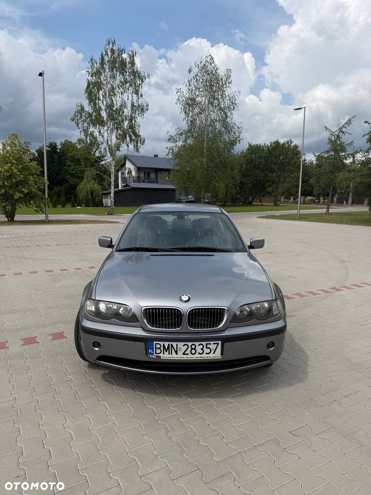 BMW Seria 3 318d - 2