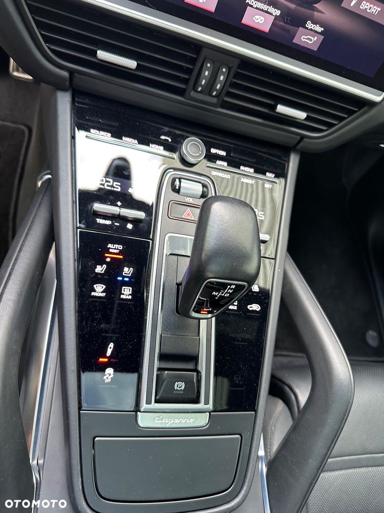 Porsche Cayenne Turbo Tiptronic S - 26