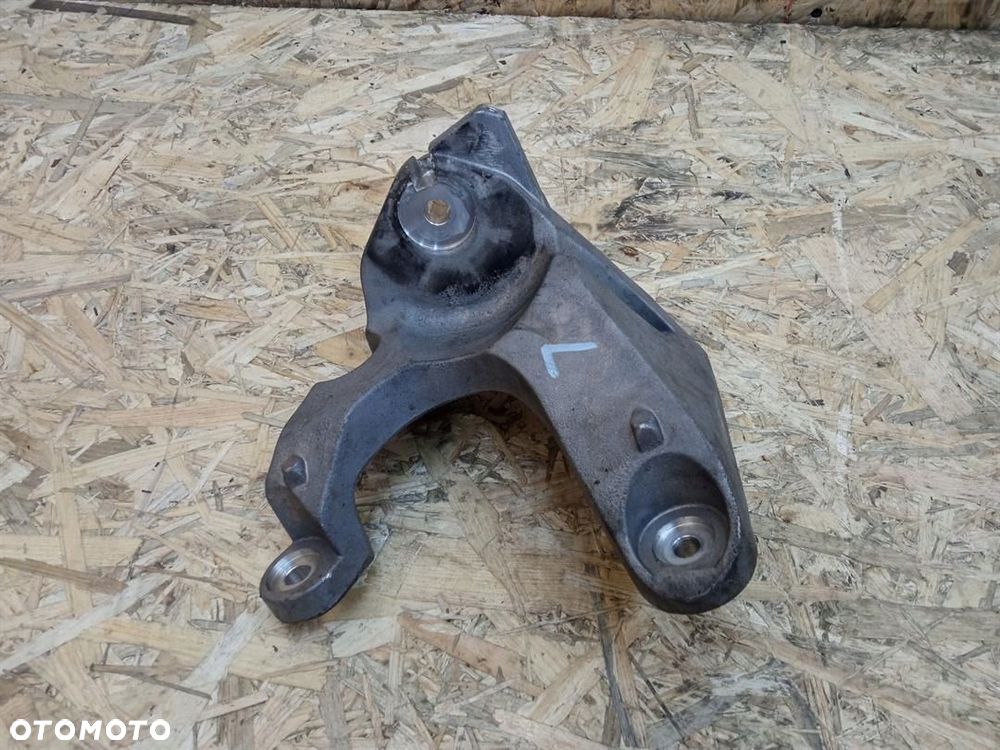 ŁAPA SILNIKA JEEP WRANGLER JL IV 2.0 T 68271533AC - 1