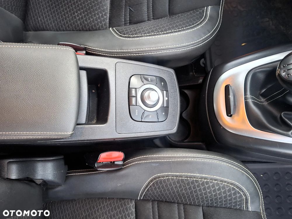 Renault Scenic 1.2 TCe Energy Bose Edition - 27