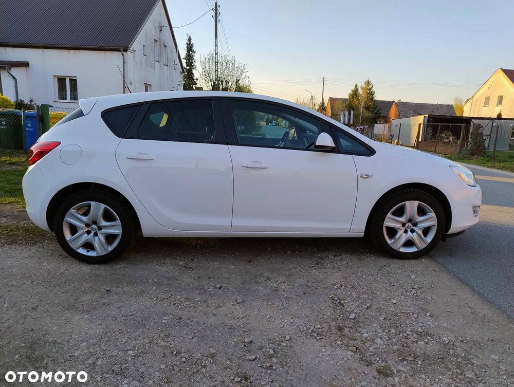 Opel Astra 1.6 ECOFLEX Start/Stop Color Edition - 18