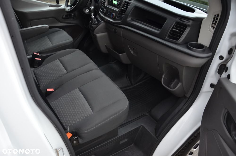 Ford TRANSIT - 21