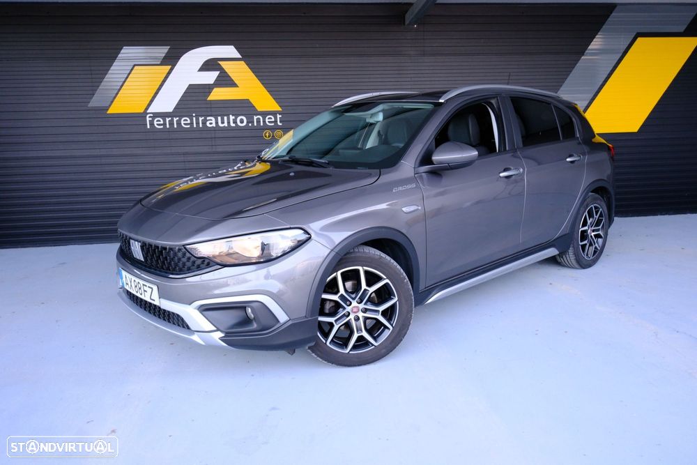 Fiat Tipo Cross 1.3 Multijet - 1