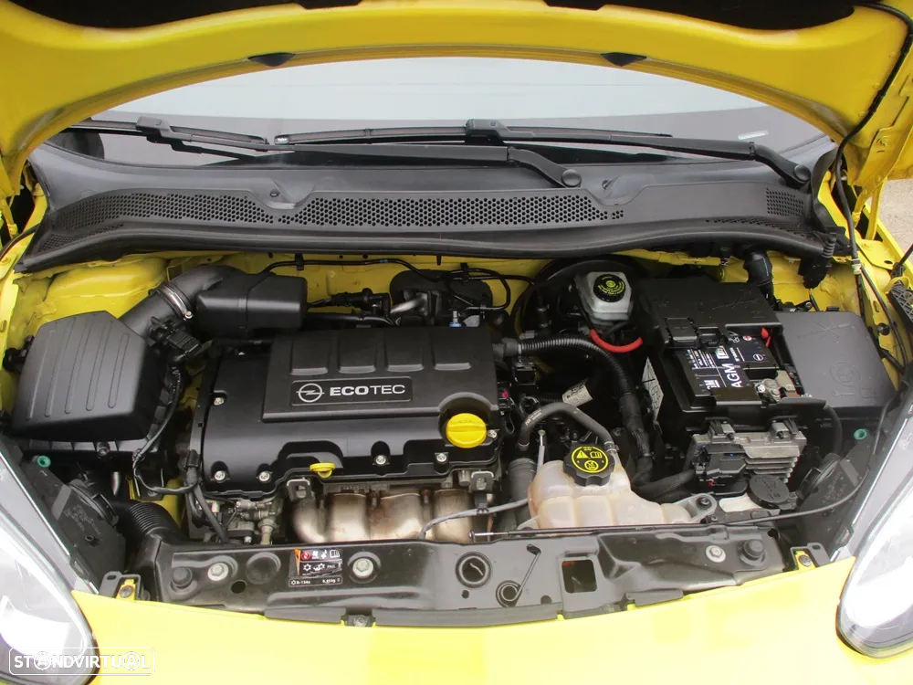 Opel Adam 1.2 Glam - 35
