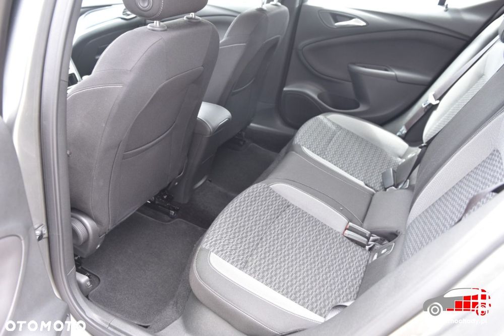 Opel Astra - 18