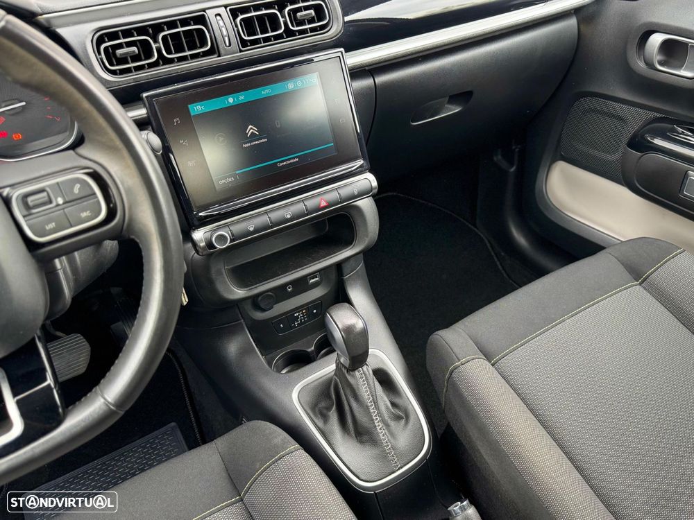 Citroën C3 1.2 PureTech Shine EAT6 - 35