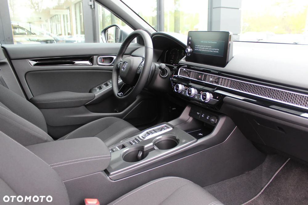Honda Civic 2.0 i-MMD Elegance CVT - 17