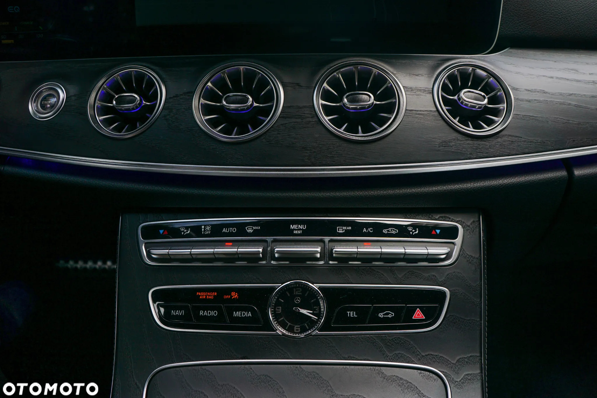 Mercedes-Benz Klasa E AMG 53 Kabriolet 4-Matic+ 9G-TRONIC - 20