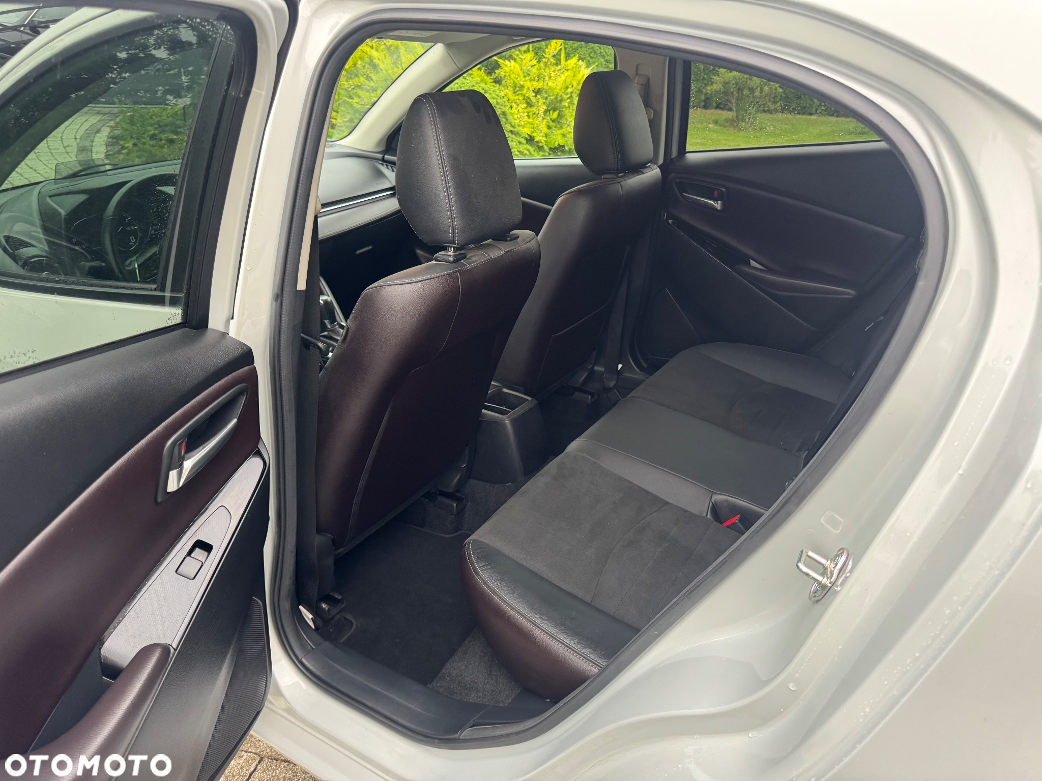Mazda 2 SKYACTIV-G 90 Homura - 20