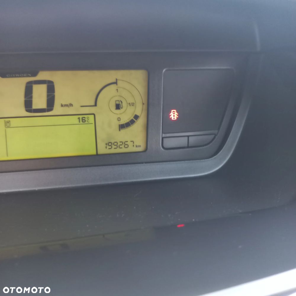 Citroën C4 Grand Picasso - 17