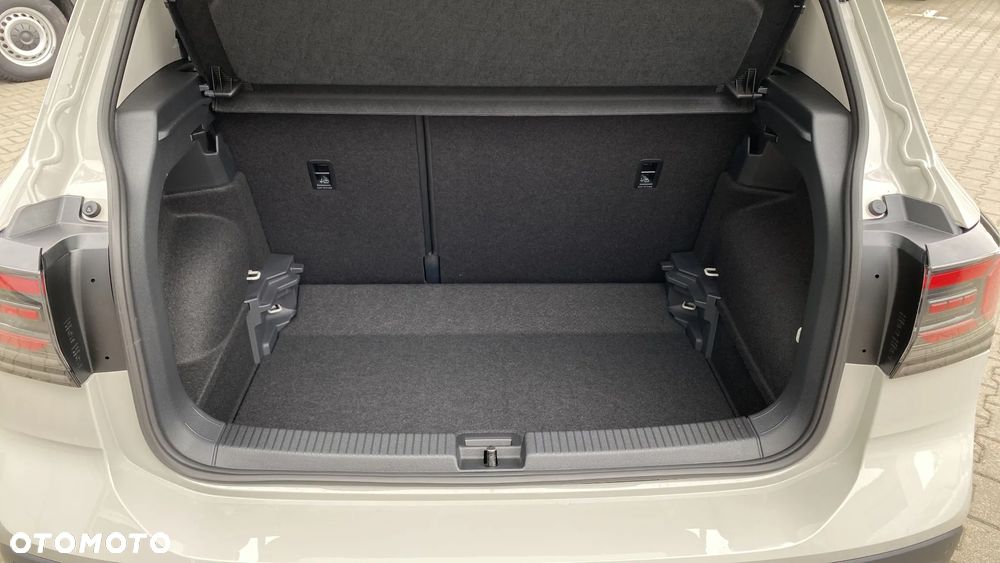 Volkswagen T-Cross 1.0 TSI Life Plus - 21
