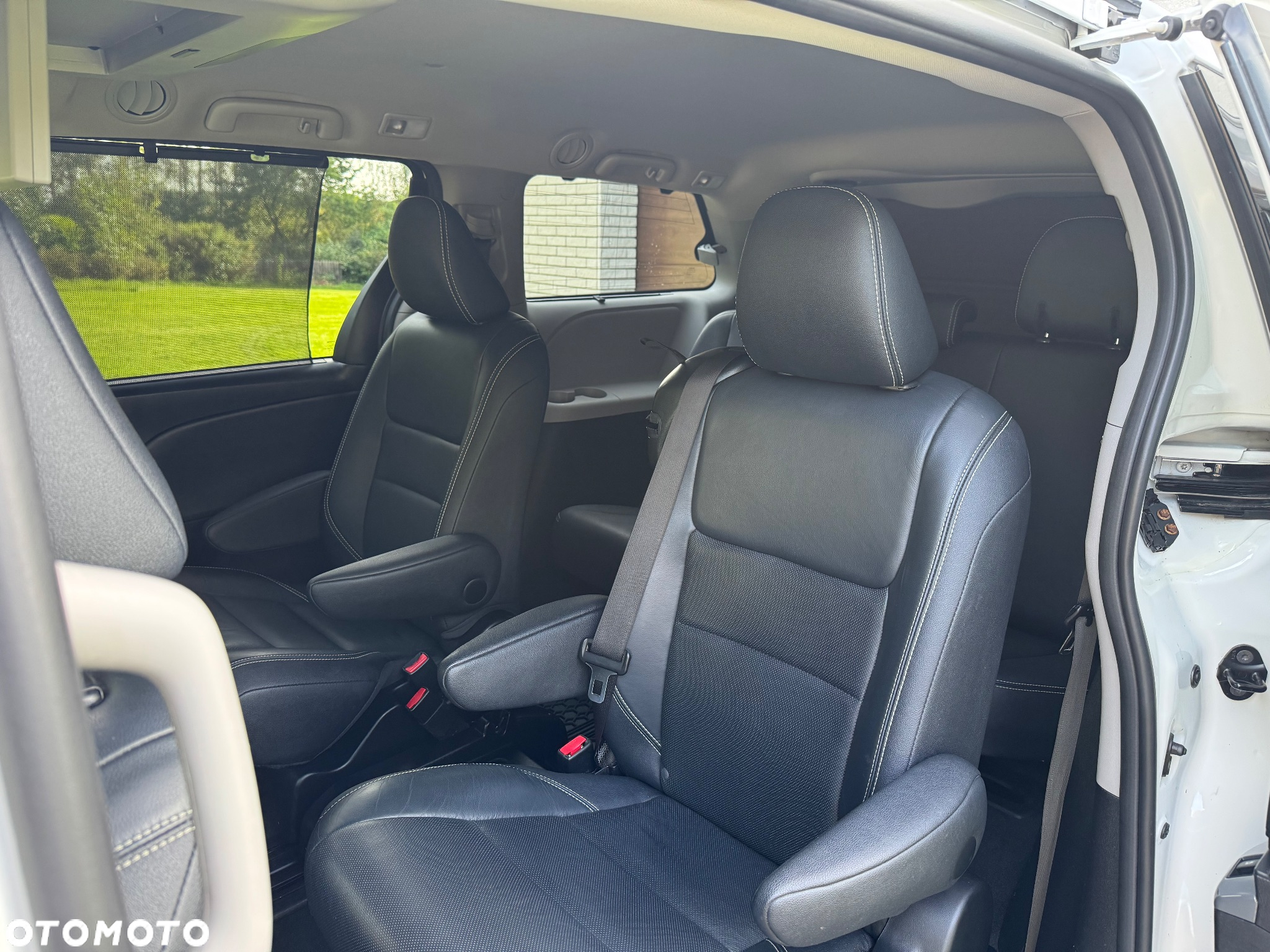 Toyota Sienna 3.5 V6 SE - 10