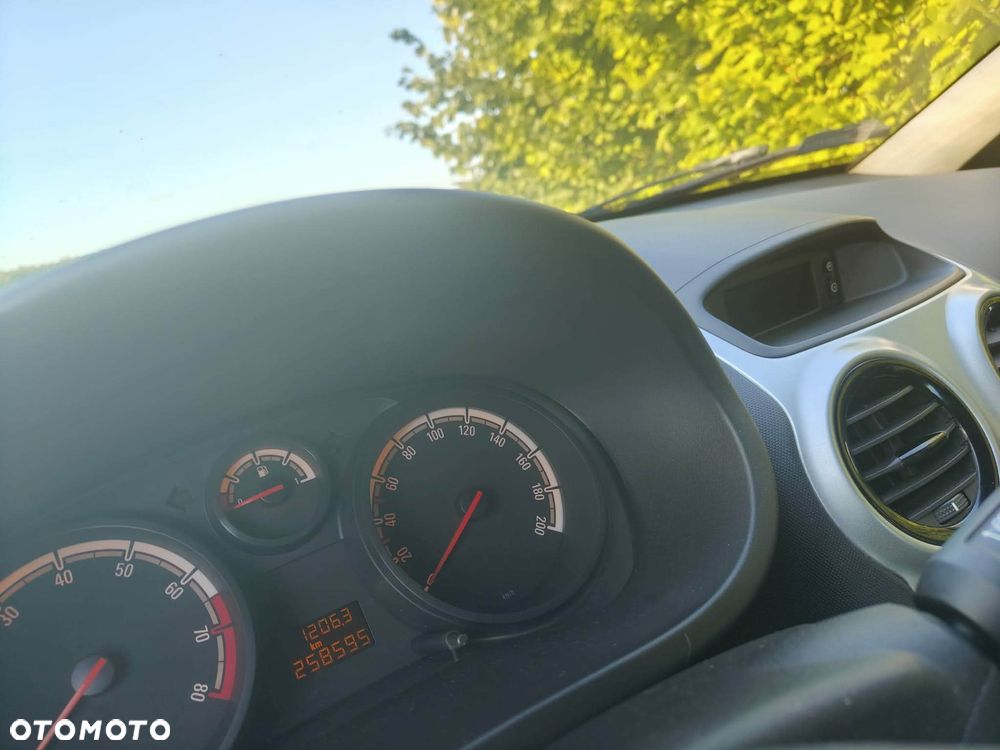 Opel Corsa 1.2 16V Enjoy - 8