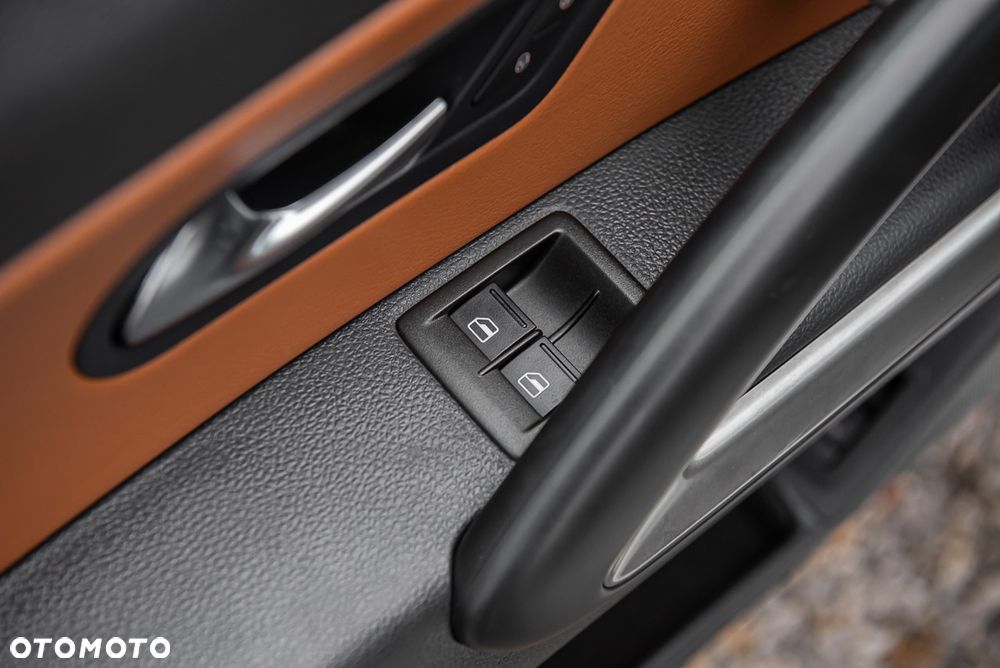 Volkswagen Scirocco 2.0 TSI Team - 17