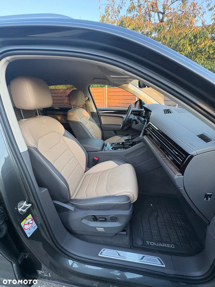 Volkswagen Touareg - 18