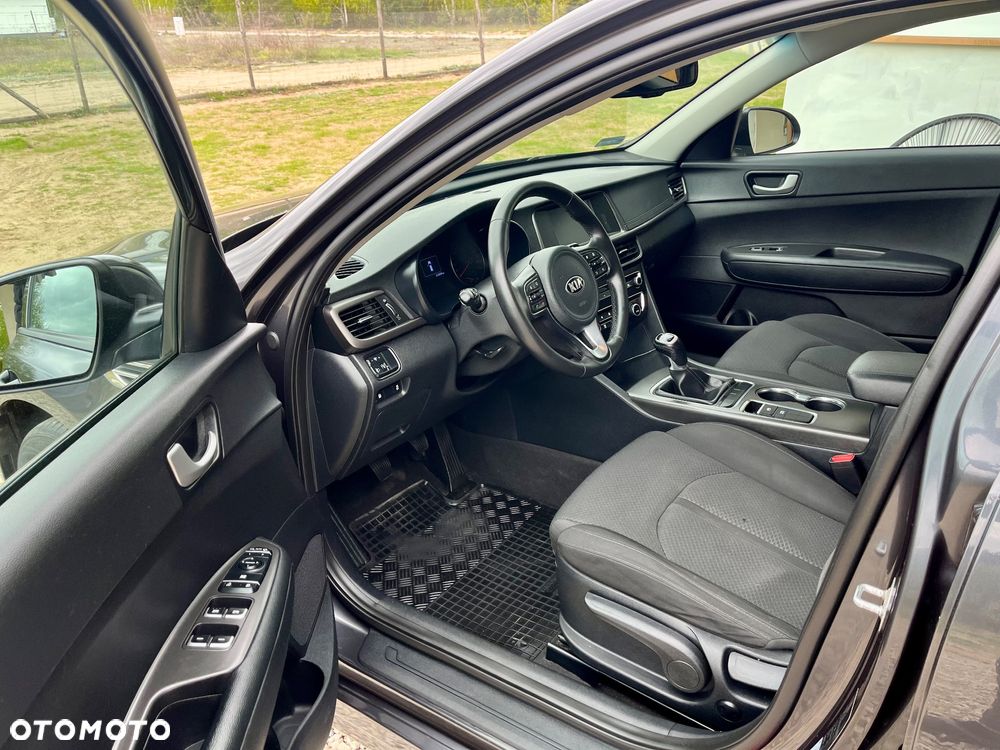 Kia Optima 1.7 CRDI M - 8