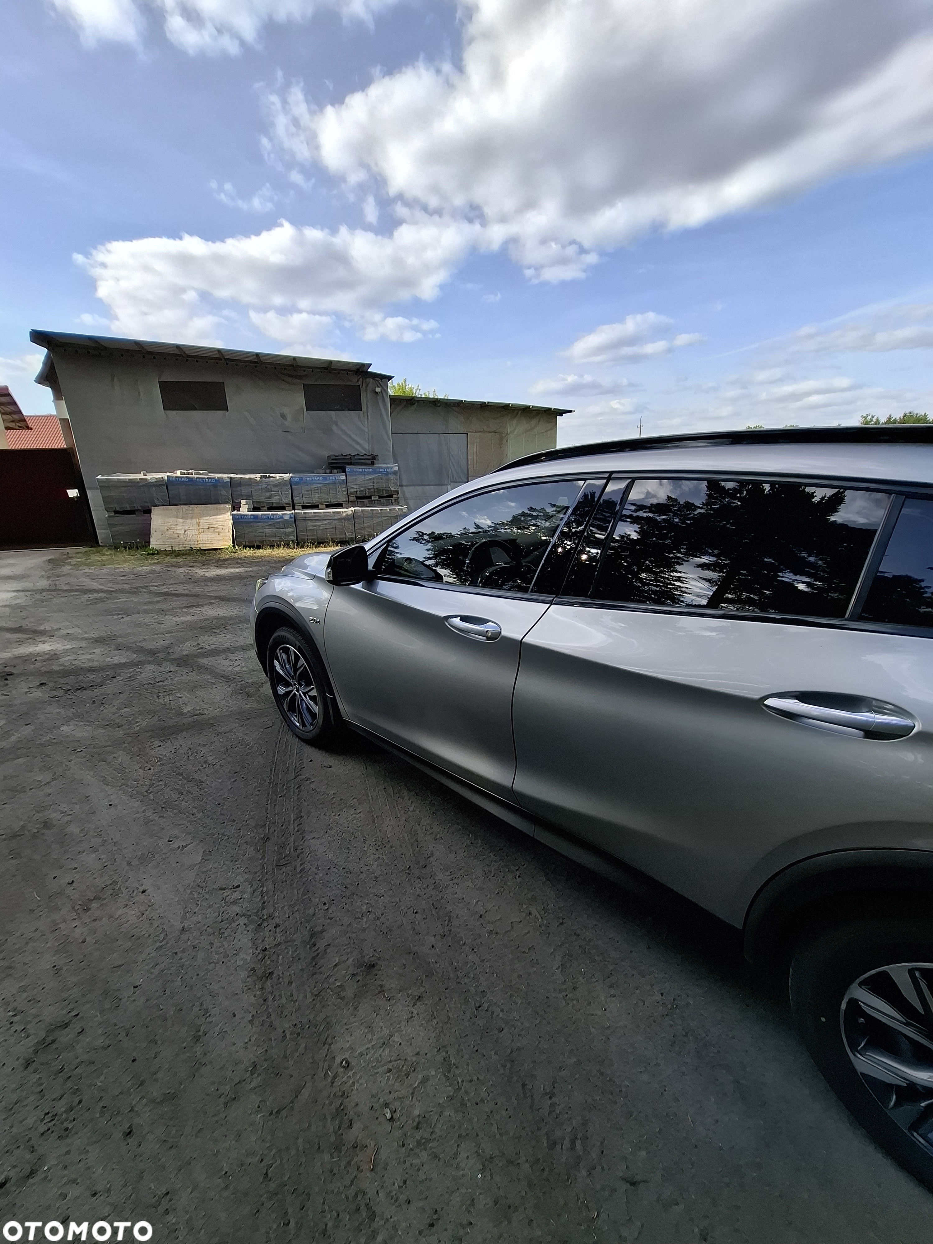 Infiniti Q30 2.0t Luxe Tech AWD 7DCT - 3