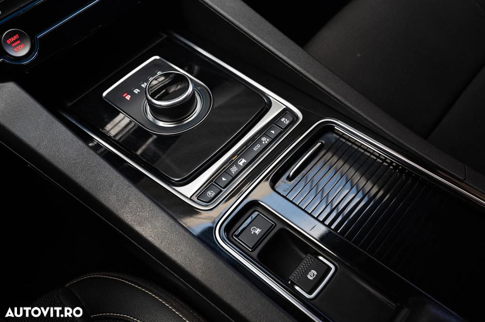 Jaguar F-Pace 20d AWD Aut. R-Sport - 15