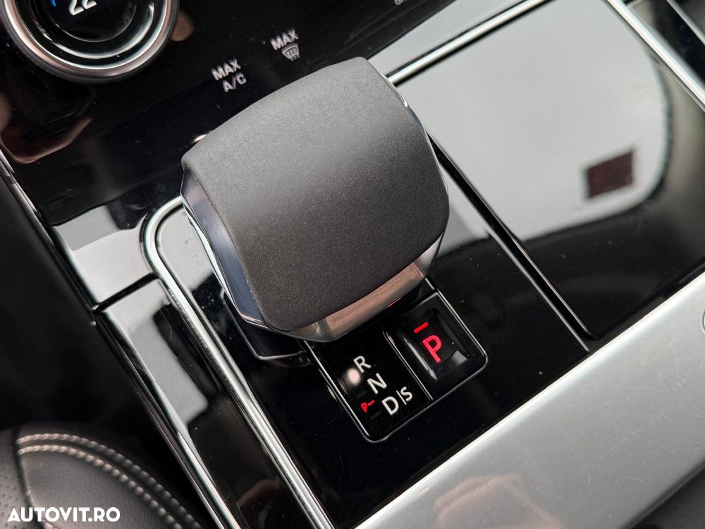 Land Rover Range Rover Velar - 12