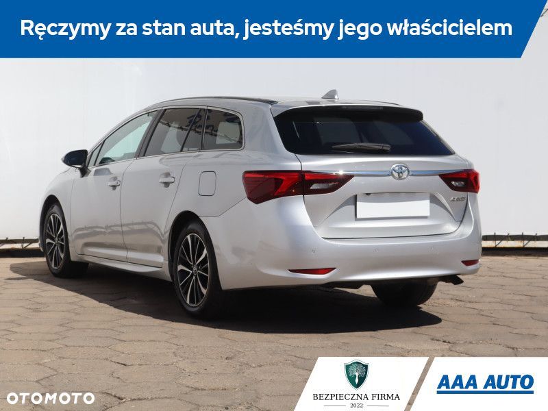 Toyota Avensis - 6