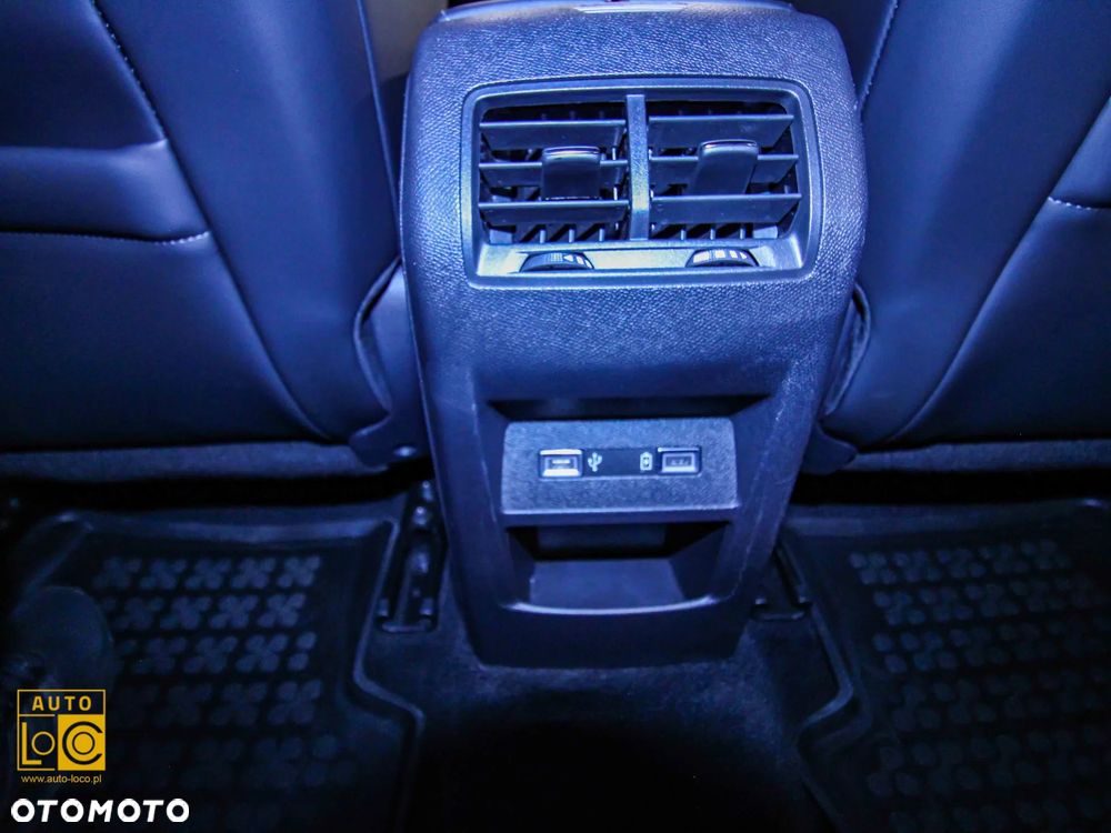 Peugeot 308 1.2 PureTech Allure Pack S&S EAT8 - 32