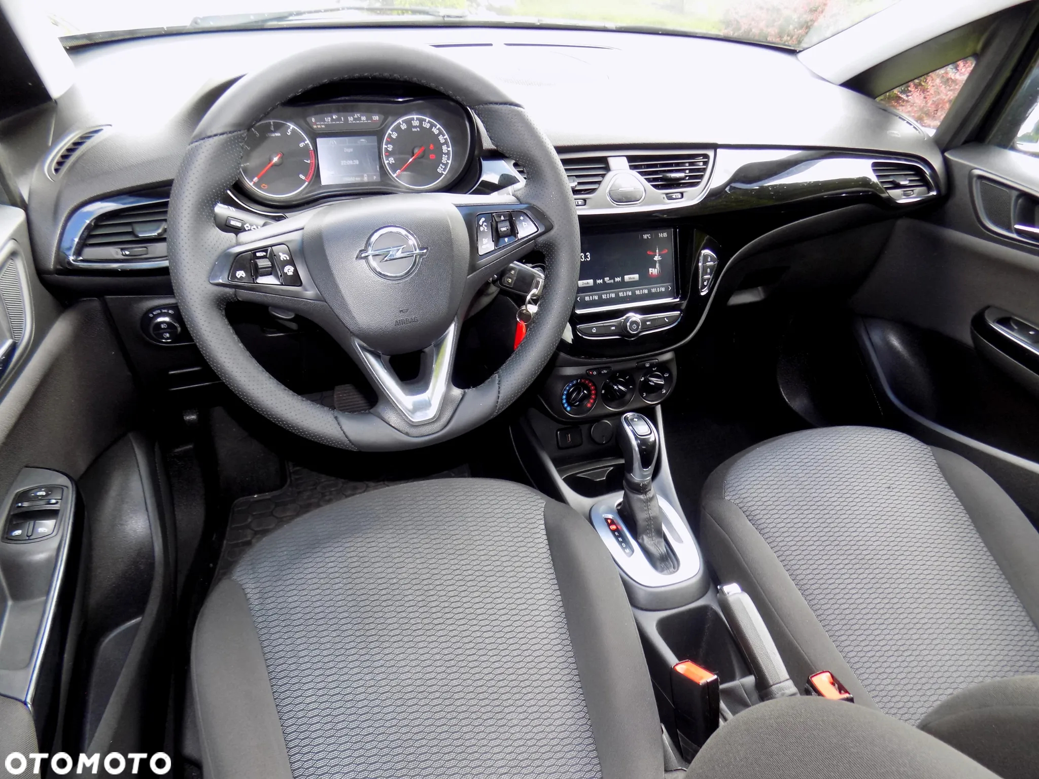 Opel Corsa - 16