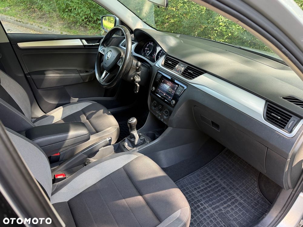 Skoda RAPID 1.0 TSI Ambition - 14
