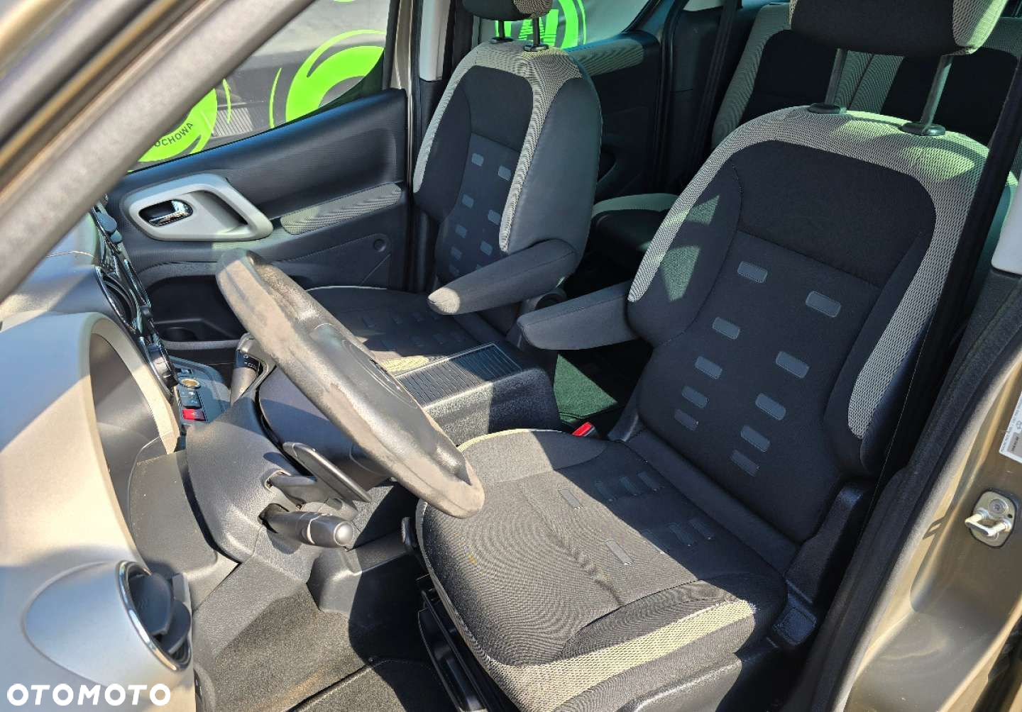 Citroën Berlingo e-HDi 90 FAP EGS6 Multispace - 21