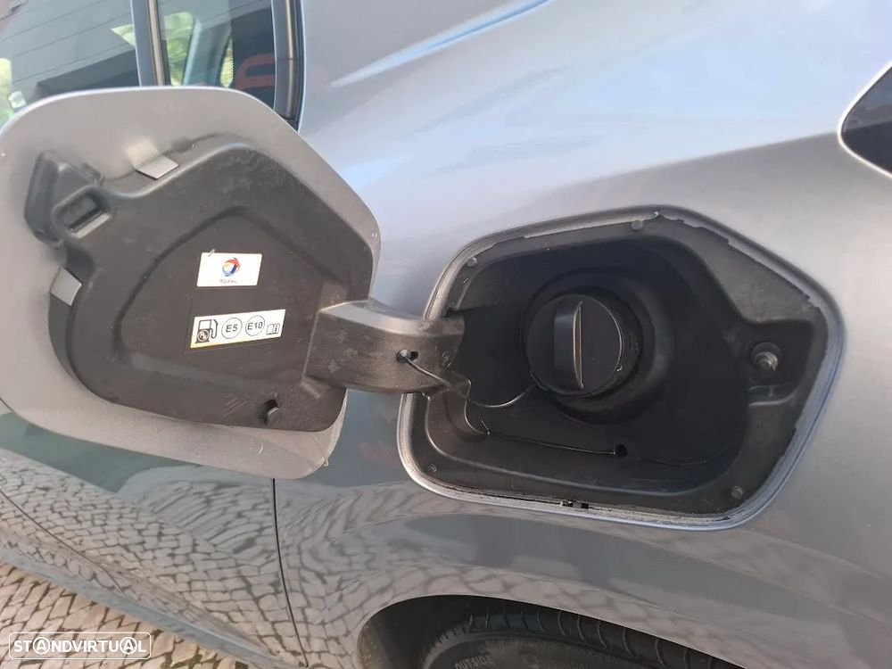 Peugeot 208 1.2 PureTech Active Pack - 53