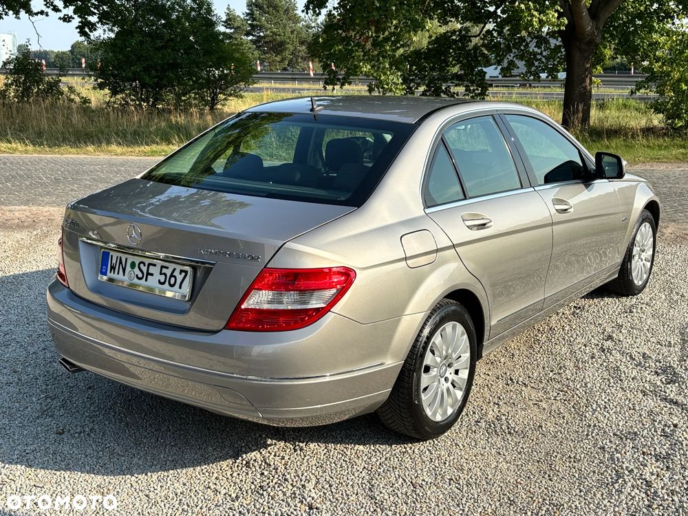 Mercedes-Benz Klasa C - 25