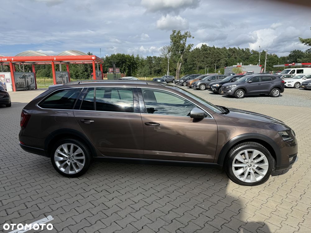 Skoda Octavia Scout 1.8 TSI 4x4 DSG - 9